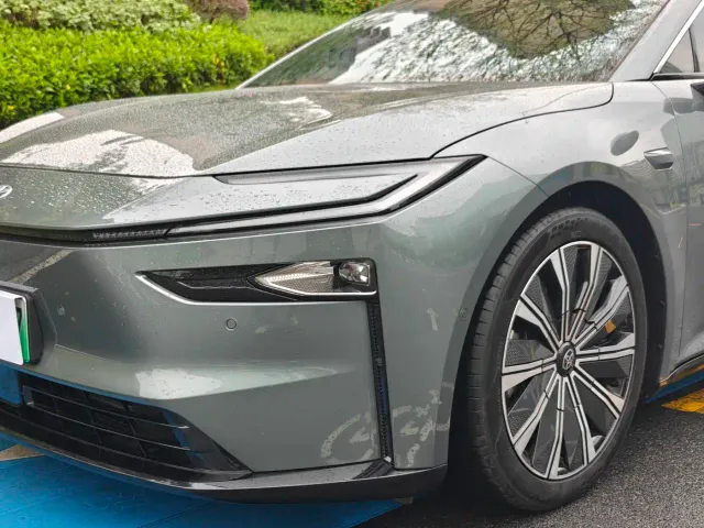 Toyota BoZhi 7 — Фото автомобиля 2
