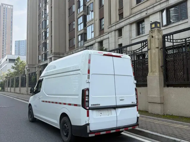 Farizon Super VAN — Фото автомобиля 6