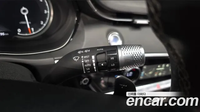 Genesis GV70 2.2 Дизель AWD — Фото автомобиля 20