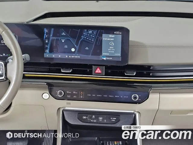 Kia Carnival Generation 4 — Фото автомобиля 9