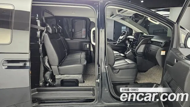 Hyundai Staria Staria — Фото автомобиля 11