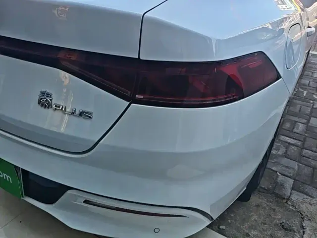 BYD Qin PLUS — Фото автомобиля 7