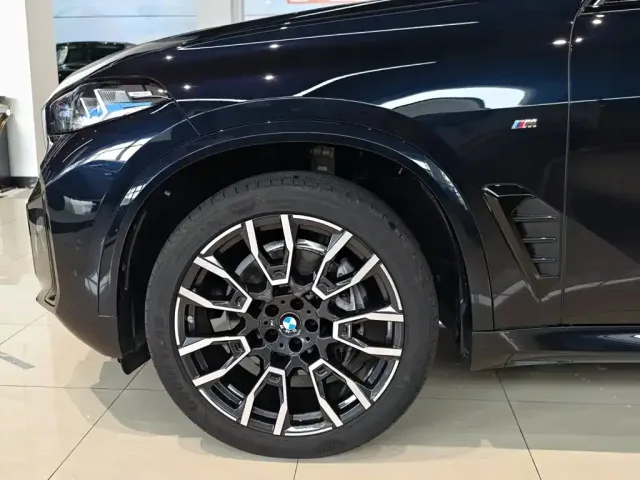 BMW X5 — Фото автомобиля 13
