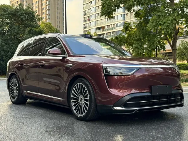 Aito M8 — Фото автомобиля 8