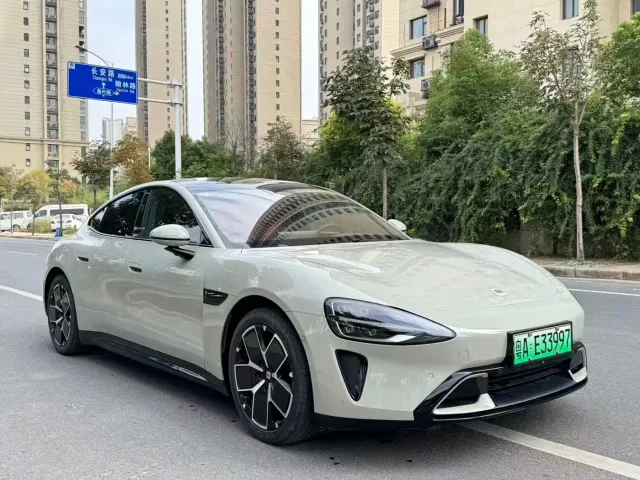 Xiaomi SU7 — Фото автомобиля 3