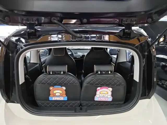 Baojun KiWi EV — Фото автомобиля 18