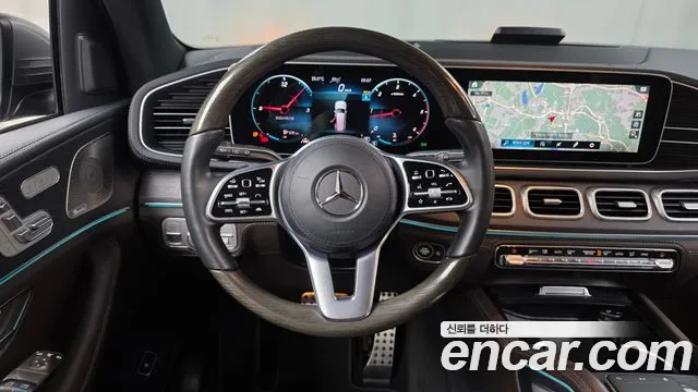 Mercedes-Benz GLS-Class — Фото автомобиля 12