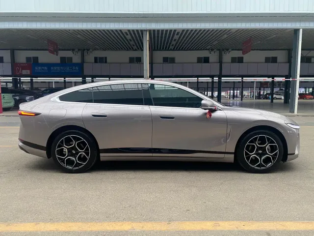 Changan Qiyuan A07 — Фото автомобиля 6