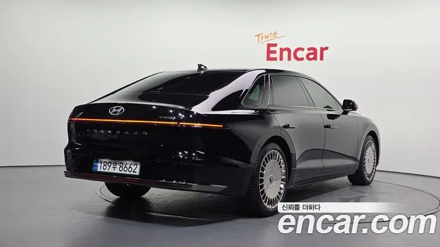 Hyundai Grandeur — Фото автомобиля 2