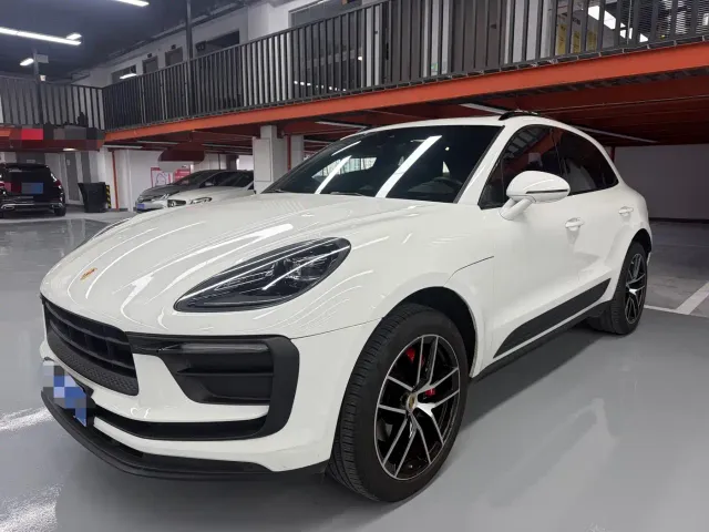 Фотография автомобиля — Porsche Macan
