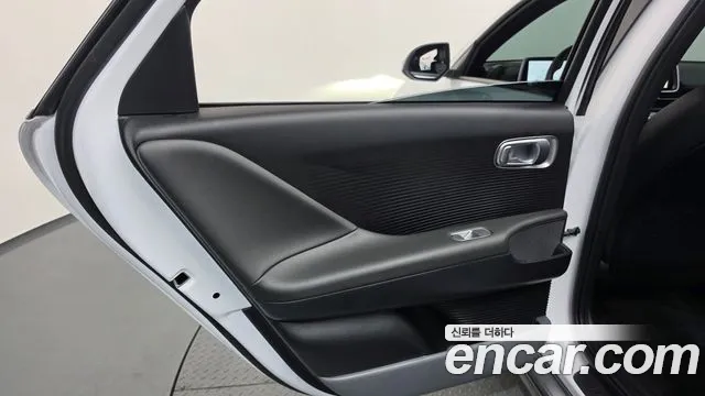 Hyundai Ioniq 6 — Фото автомобиля 14