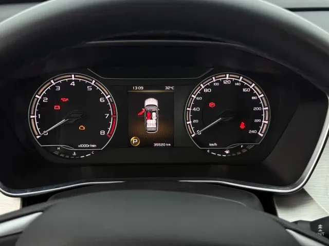 Geely Binyue — Фото автомобиля 17