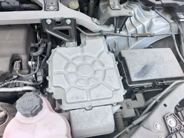 Leapmotor Leapmotor C11 2023 Range Extender 180 Comfort Edition — Фото автомобиля 22