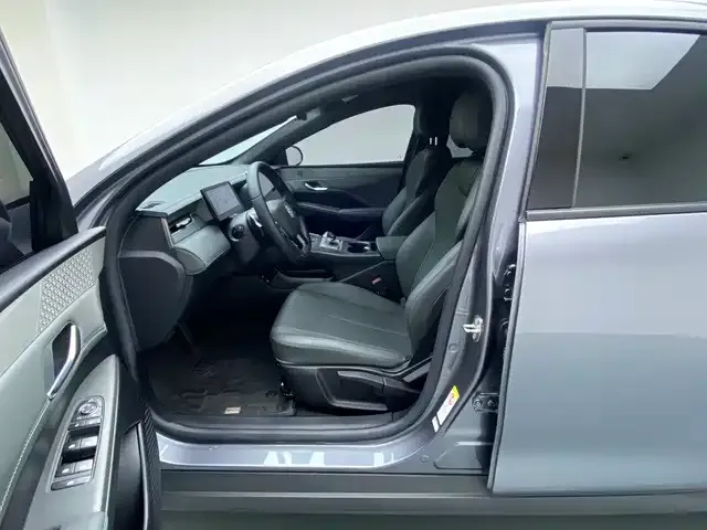 BYD Qin PLUS — Фото автомобиля 13