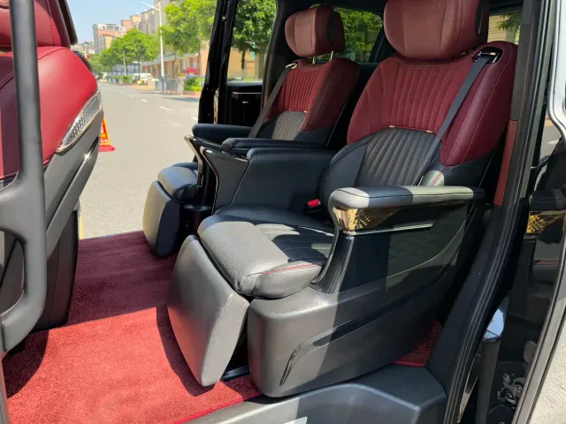 GAC Trumpchi M8 — Фото автомобиля 30