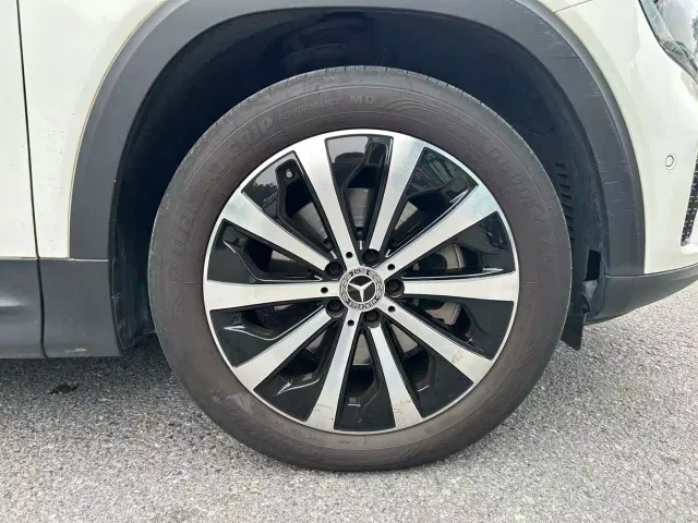 Mercedes-Benz GLB-Class — Фото автомобиля 5