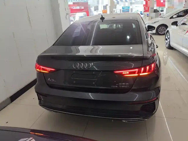 Audi A3 — Фото автомобиля 5