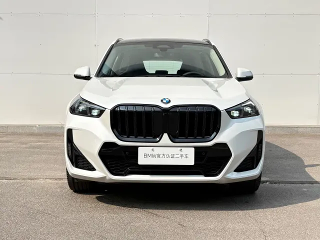 BMW X1 — Фото автомобиля 2