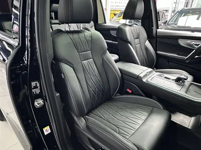 GAC Trumpchi GS8 — Фото автомобиля 29