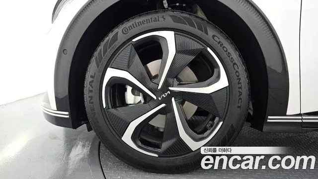 Kia EV6 — Фото автомобиля 5