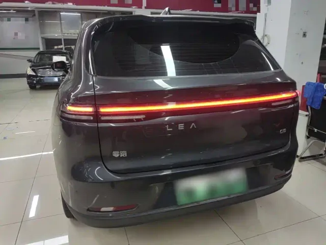 Leapmotor C10 — Фото автомобиля 5