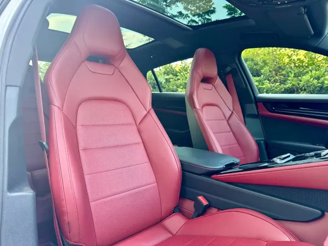 Porsche Panamera — Фото автомобиля 26
