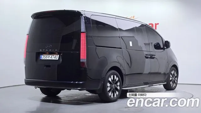 Hyundai Staria — Фото автомобиля 2