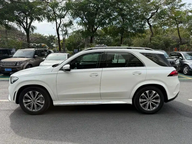 Mercedes-Benz GLE-Class — Фото автомобиля 8