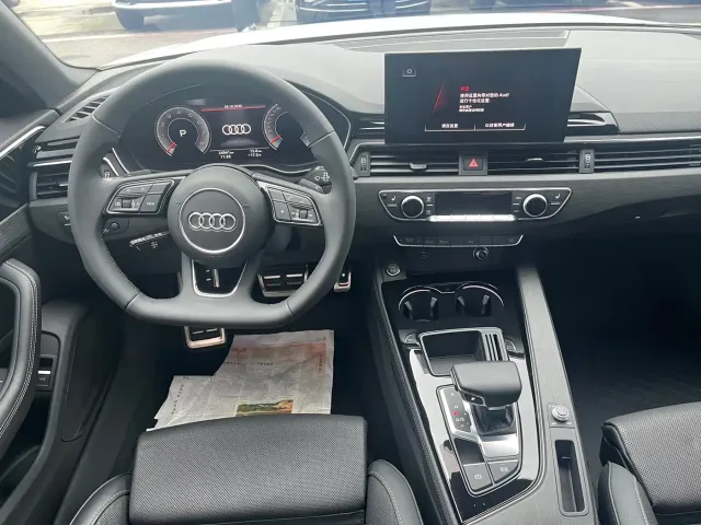 Audi A4L — Фото автомобиля 20