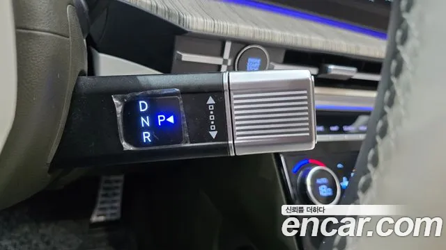 Hyundai Santa Fe MX5 — Фото автомобиля 9