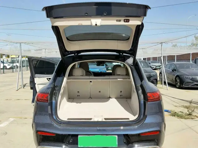Mercedes-Benz EQS SUV — Фото автомобиля 3