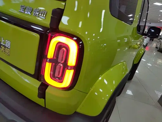 Baojun Yep — Фото автомобиля 7