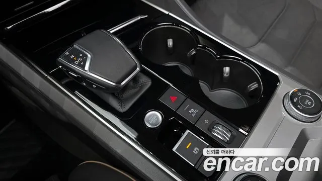 Volkswagen Touareg Touareg 3 поколение 3.0 TDI Prestige — Фото автомобиля 30