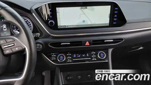 Hyundai Sonata — Фото автомобиля 13