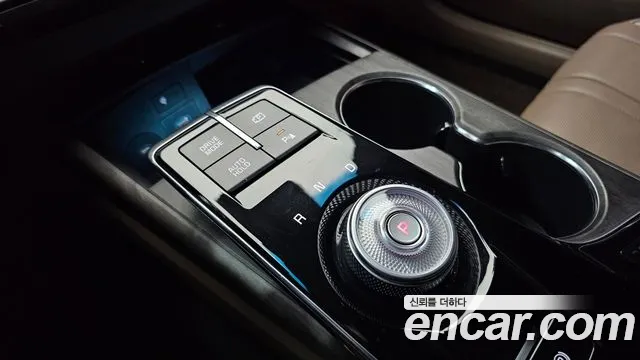 Kia K8 Hybrid — Фото автомобиля 12