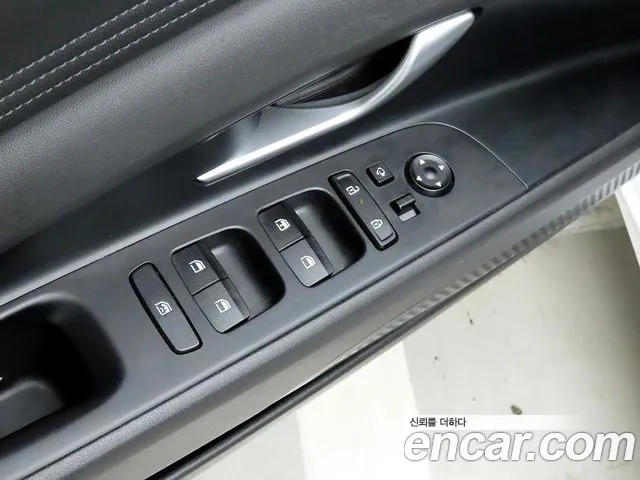 Hyundai Avante CN7 — Фото автомобиля 12