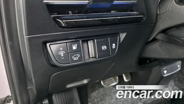 Kia EV6 — Фото автомобиля 17