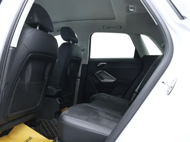 Audi Q3 — Фото автомобиля 10