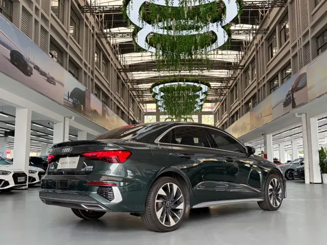 Audi Audi A3 2023 A3L Limousine 35 TFSI Fashion Sport — Фото автомобиля 3