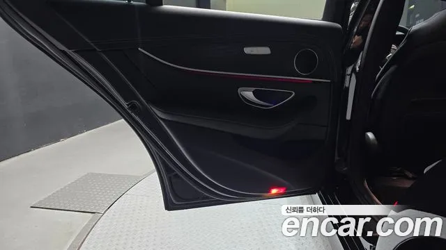 Mercedes-Benz E-Class W213 — Фото автомобиля 14