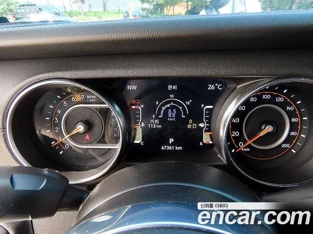 Jeep Wrangler Wrangler (JL) 2.0 Overland 4 двери — Фото автомобиля 9