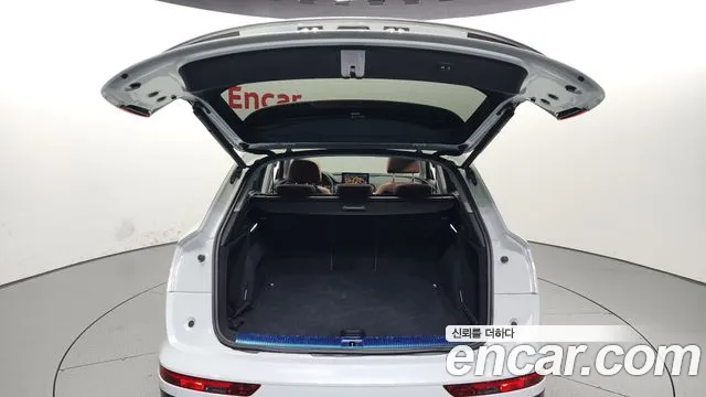 Audi Q5 45 TFSI quattro — Фото автомобиля 20