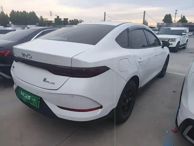 BYD Qin PLUS — Фото автомобиля 6