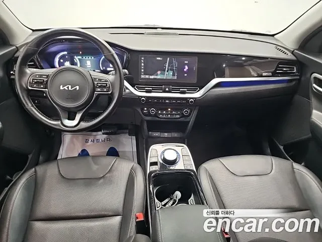 Kia Niro — Фото автомобиля 7