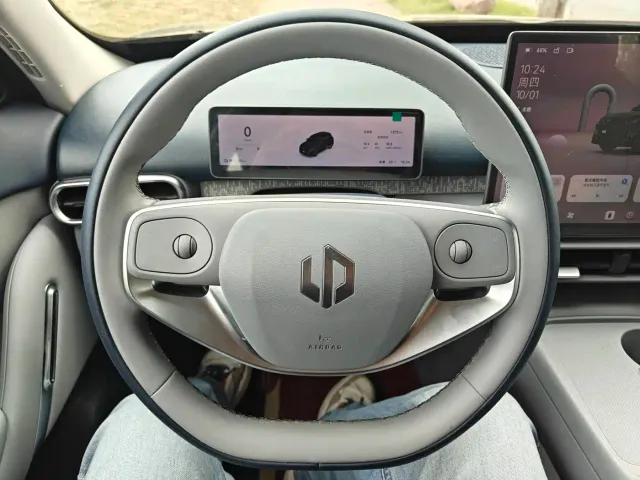 Leapmotor A10 — Фото автомобиля 5