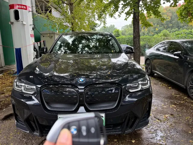 BMW BMW iX3 2024 Innovation Leader — Фото автомобиля 6