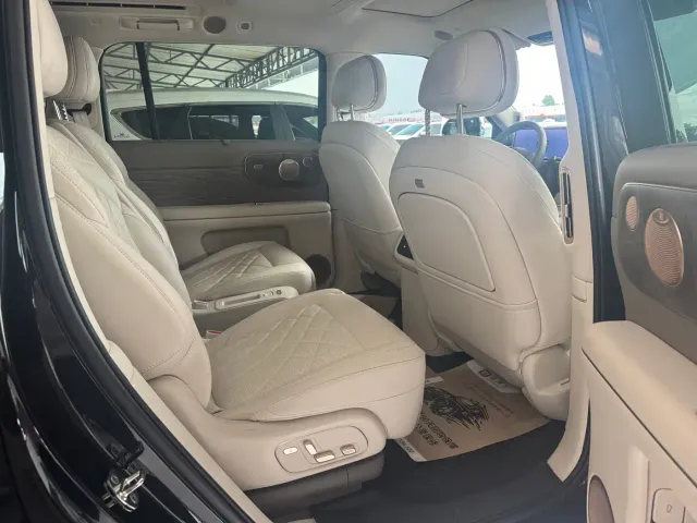 IM Motors LS9 — Фото автомобиля 5