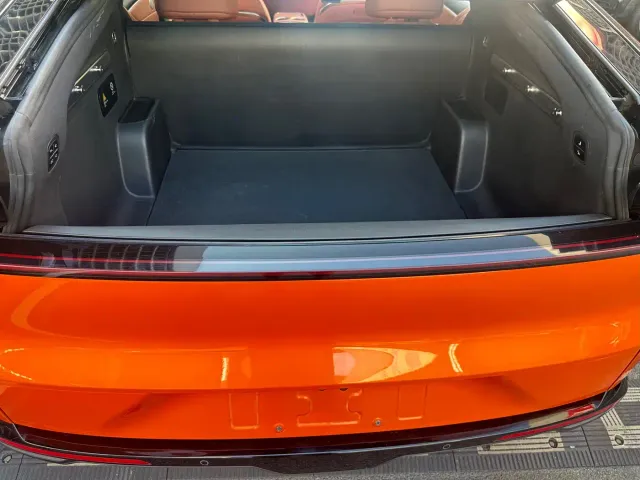 Changan Qiyuan E07 — Фото автомобиля 10