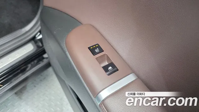 Hyundai Grandeur GN7 — Фото автомобиля 19