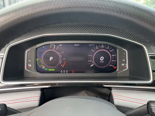 Volkswagen Tiguan L PHEV — Фото автомобиля 5